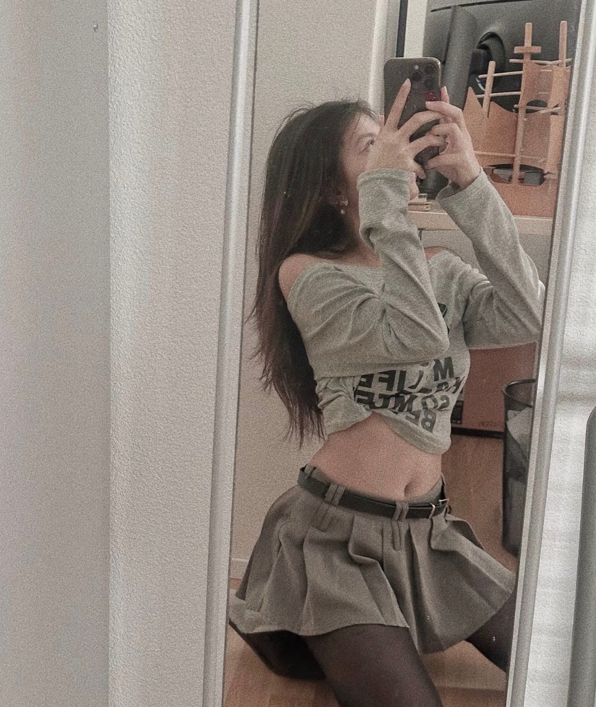 Tina — photo 4 of 4