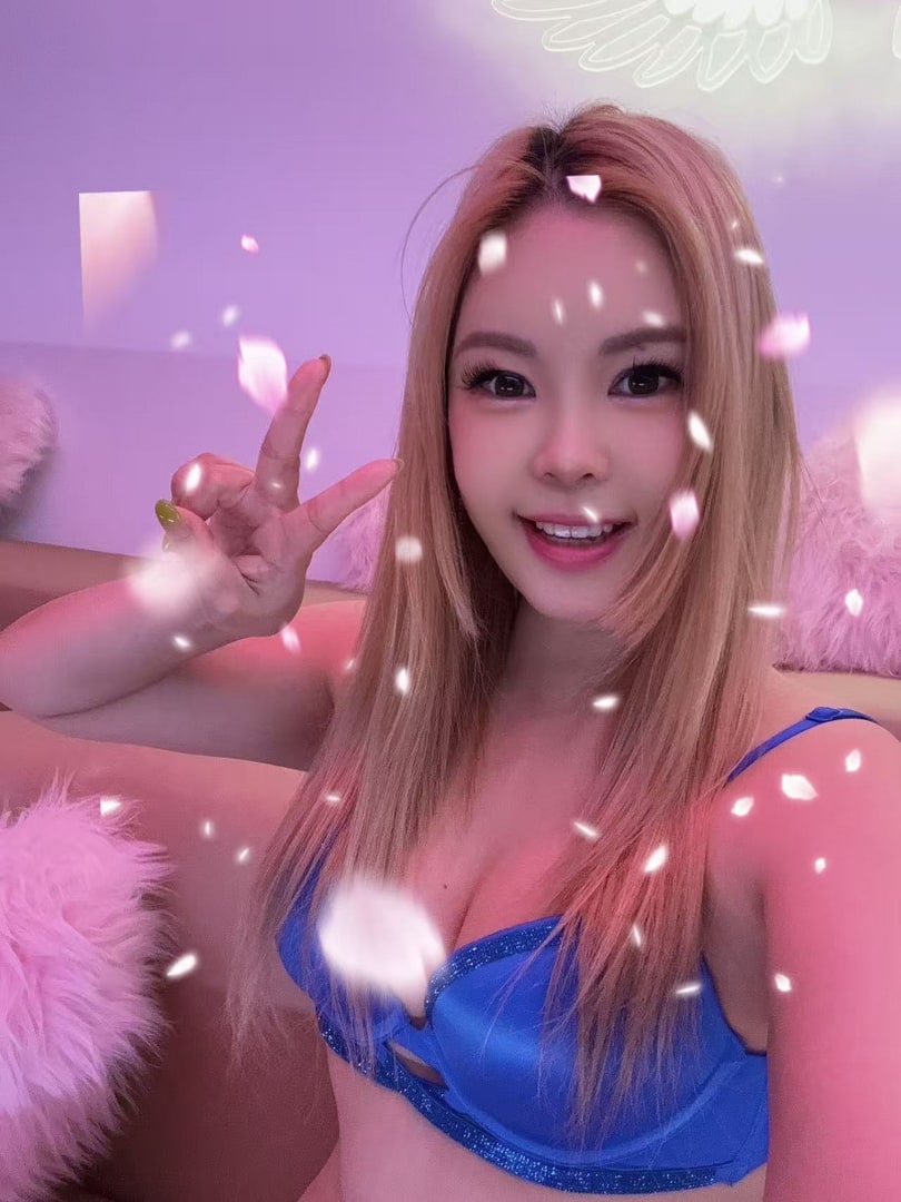 Nana at QQ Spa