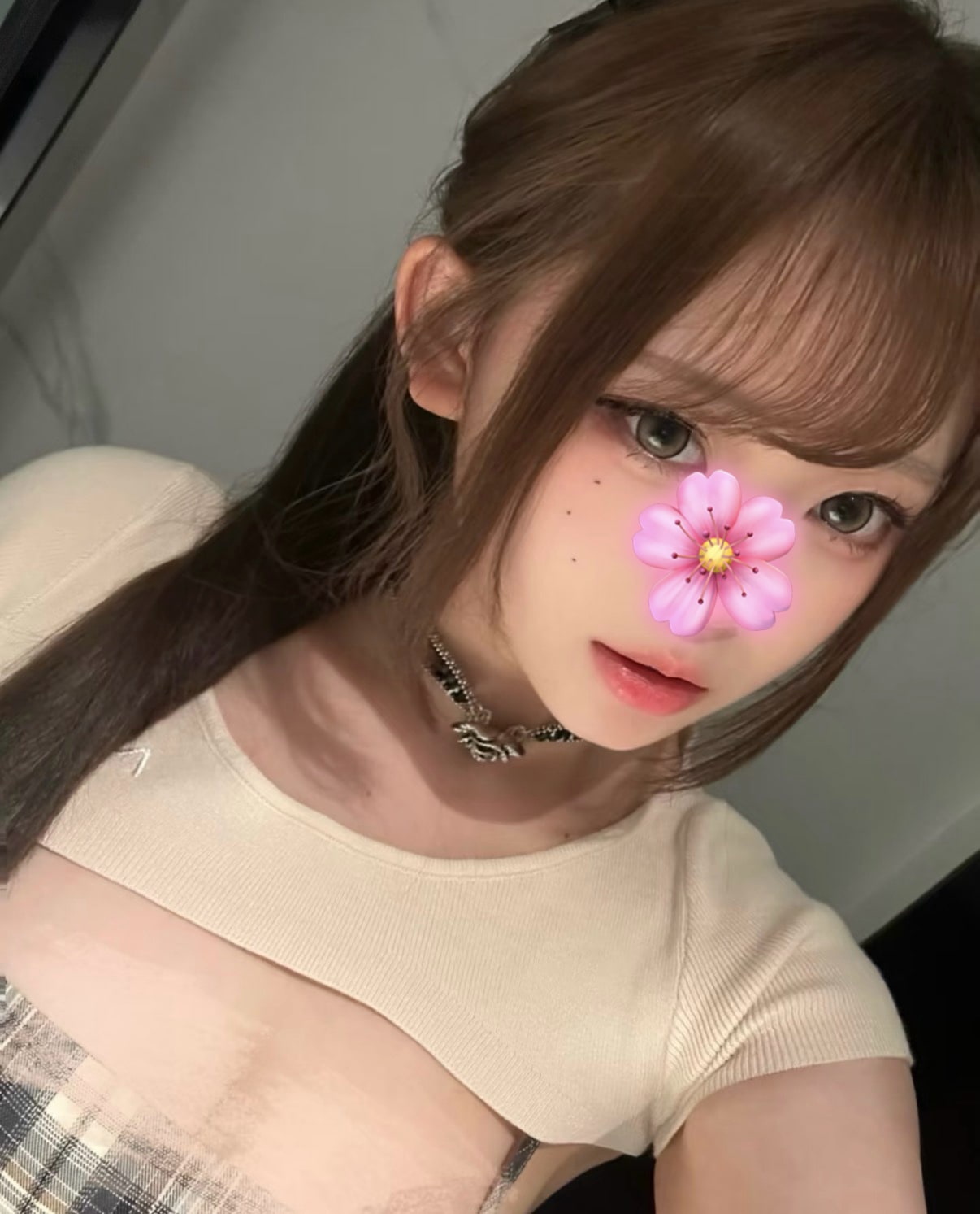 Nako — photo 2 of 3